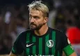 Tecrübeli futbolcu Caner Erkin, sahada arkadaşına tokat attı!