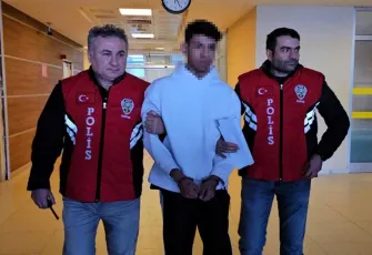 16 yaşındaki çocuğu 30 yerinden bıçaklayarak öldürmüştü: Sanığa 20 yıl hapis cezası verildi! 