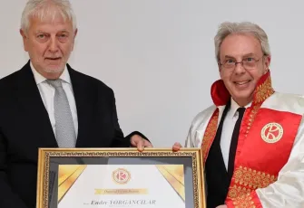 EBSO Başkanı Ender Yorgancılar’a çifte onur! Hem fahri doktora hem onursal üyelik