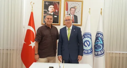 Ege Üniversitesi’nden sanayi gazlarını alglerle temizleyecek proje TÜBİTAK’tan destek aldı