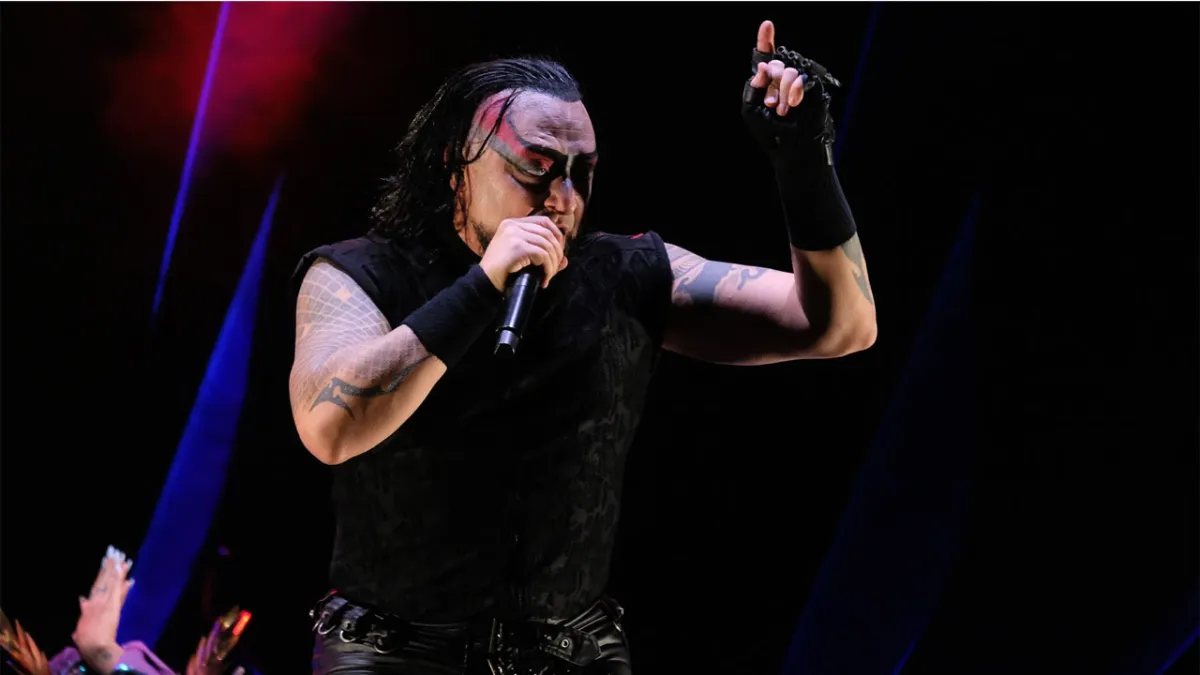 Hayko Cepkin konserine Valilik engeli: O illerdeki konserler iptal edildi haberinin görseli