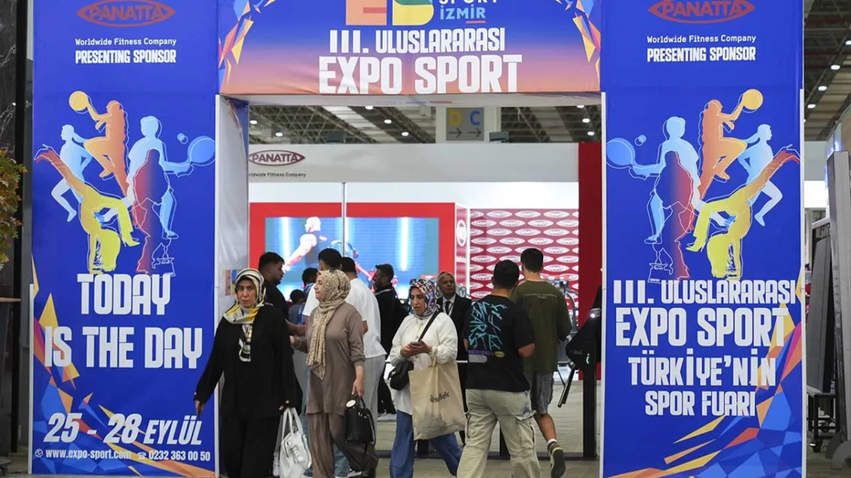 Türkiye Vücut Geliştirme ve Fitness Şampiyonası İzmir’de başladı haberinin görseli