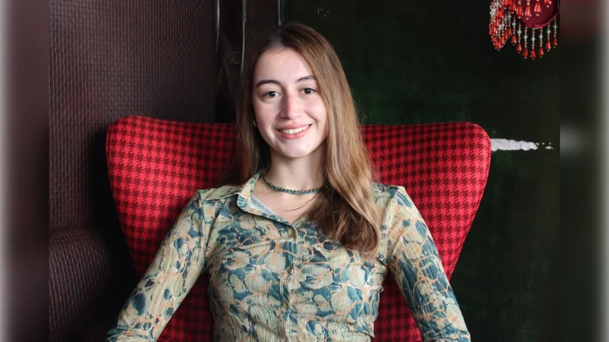 Yazar Melis Sena Yılmaz’dan Aşağİstanbul’da yeni macera: Yapboz Evi haberinin görseli