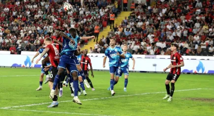 Gaziantep FK – Samsunspor: Nefes kesen Süper Lig maçında skor 2-2’ye eşitlendi!