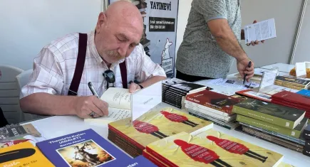 İçimize bakan bir hikaye… Serdar Öztürk, Bornova Kitap Günleri'nde