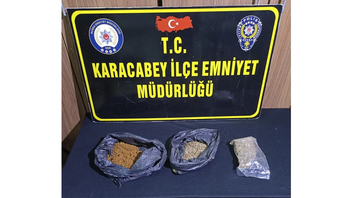 Sevgilisi cezaevinde suçu üstlendi: Evinde 345 gram yasaklı madde bulunan kadın serbest bırakıldı haberinin görseli