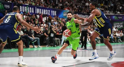 Tofaş’tan şok başlangıç! Fenerbahçe Beko’yu sadece 2 sayıyla devirdi