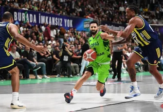 Tofaş’tan şok başlangıç! Fenerbahçe Beko’yu sadece 2 sayıyla devirdi