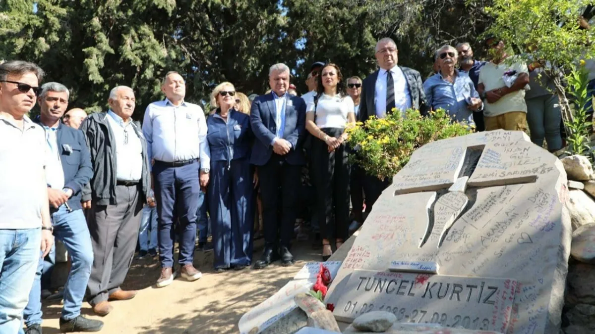 Usta sanatçı Tuncel Kurtiz, ölümünün 12’nci yılında kaz dağları’nda anıldı haberinin görseli