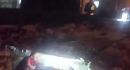 2 katlı bina çöktü