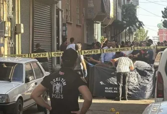 Boşanma aşamasındaki eşini katledip intihar etti