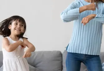 Çocukların yeni kahramanı: Oyun ablası nedir, neden tercih ediliyor?