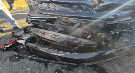 İki otomobil çarpıştı: 7 yaralı