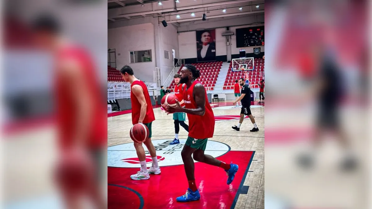 Potada İzmir derbisi: Petkimspor, Kaf-Kaf’ı ağırlıyor haberinin görseli