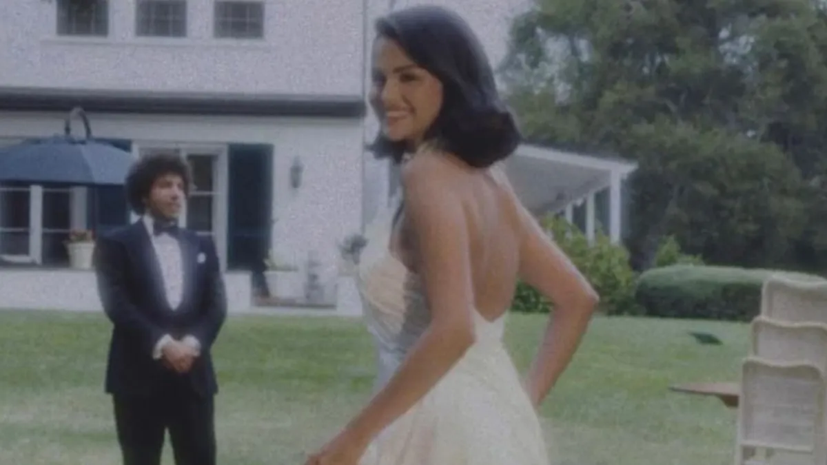 Selena Gomez ile Benny Blanco Santa Barbara’da evlendi haberinin görseli