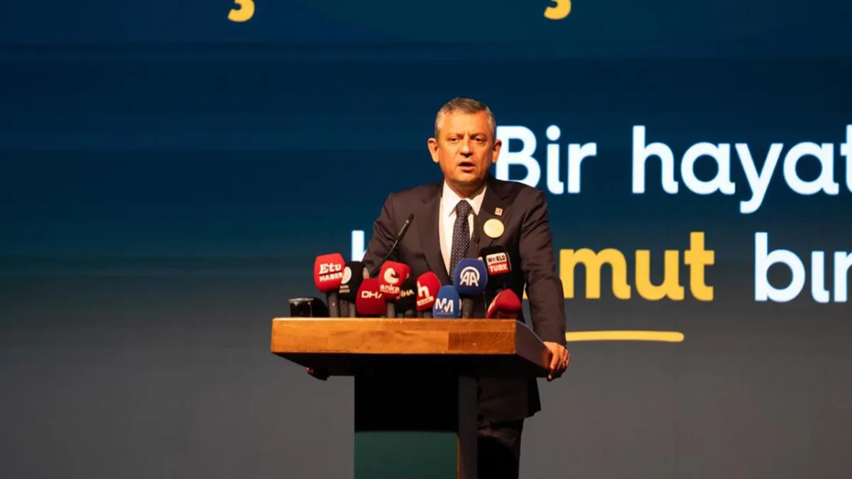 CHP lideri Özgür Özel: Ferdi Zeyrek Vakfı, Manisa&#039;nın iyilik rüyasını yaşatacak haberinin görseli