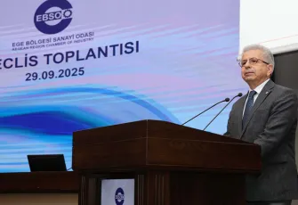 İEÜ Rektörü Abacıoğlu’ndan Z Kuşağı analizi: Biz onların dijital dünyasında misafiriz