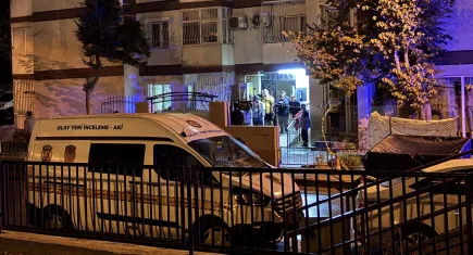 İzmir haber: Bıçaklı kavgada bir kişiyi öldüren zanlı, kaçtıktan sonra baba ve oğlunu da bıçakladı