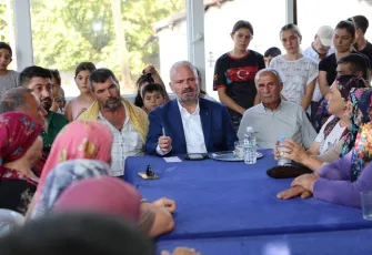 Menemen tek yürek: Çöp tesisi girişimine karşı büyük dayanışma