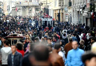 Türkiye’de kritik eşik: Yaşlı nüfus ilk kez yüzde 10’u geçti, kadınlar daha uzun ama daha sağlıksız yaşıyor