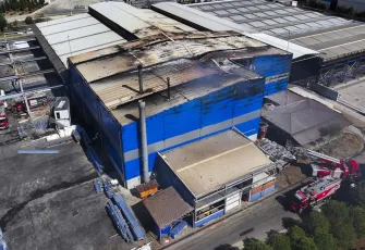 İzmir'de yangın: Aliağa’daki fabrikada çıkan yangın söndürüldü