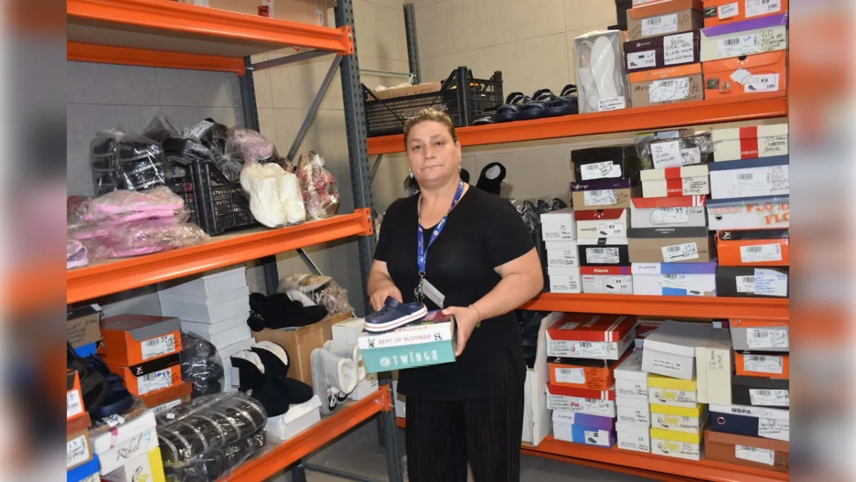 İzmir Şehir Hastanesi&#039;nde ihtiyaç marketi kuruldu haberinin görseli