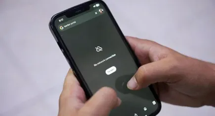 Ülkedeki yasaklar genişliyor: Taliban Afganistan’da interneti kesti
