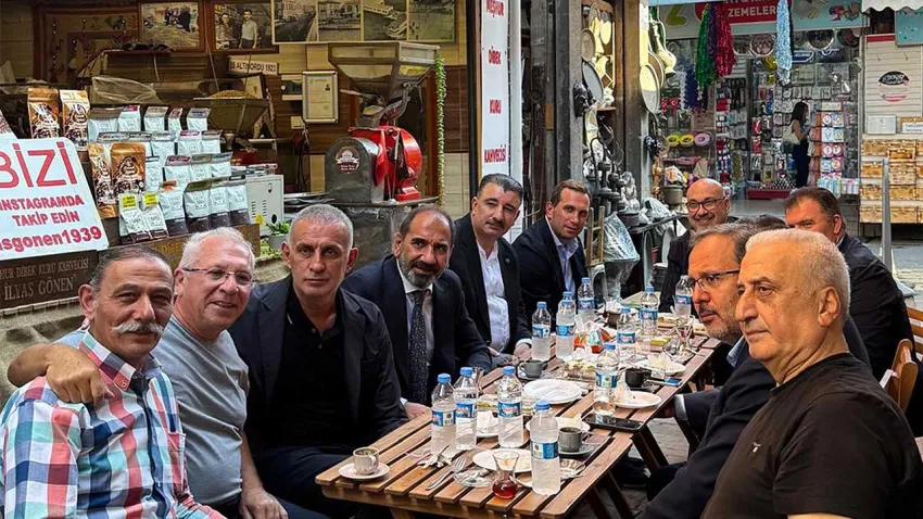 AK PARTİ