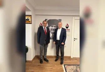 Ümit Özdağ duyurdu: Zafer Partisi İzmir’in yeni başkanı belli oldu