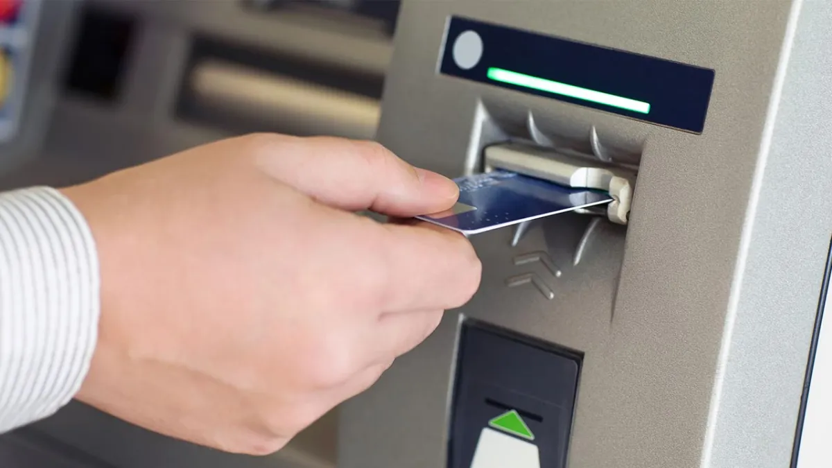 ATM fişini çöpe atarken iki kere düşünün: Dolandırıcıların hedefi olabilirsiniz haberinin görseli