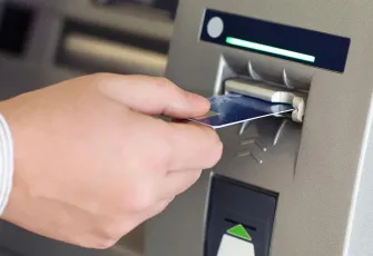 ATM fişini çöpe atarken iki kere düşünün: Dolandırıcıların hedefi olabilirsiniz