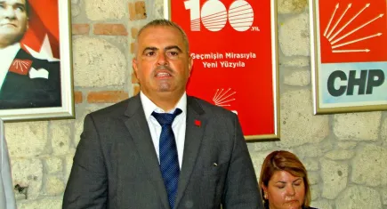 CHP Çeşme İlçe Başkanı Seyit Dolunay Onur göreve başladı
