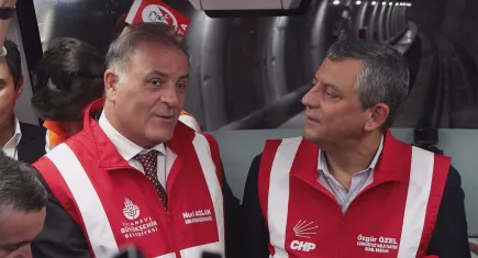 Özgür Özel, Çekmeköy-Sancaktepe-Sultanbeyli Metro Hattı'nın test sürüşüne katıldı