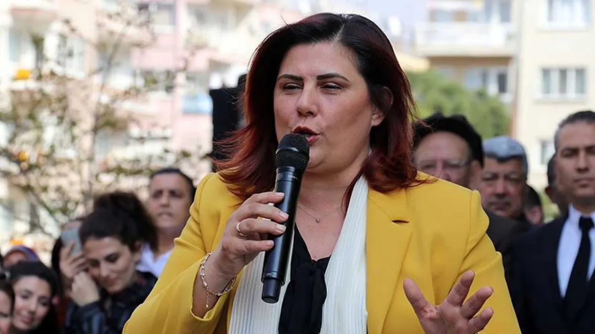 Özlem Çerçioğlu&#039;na mahkeme dur dedi! haberinin görseli