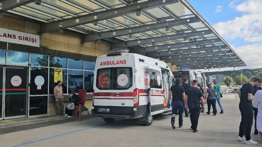 Tavuk dönerden 12 öğrenci hastanelik oldu!