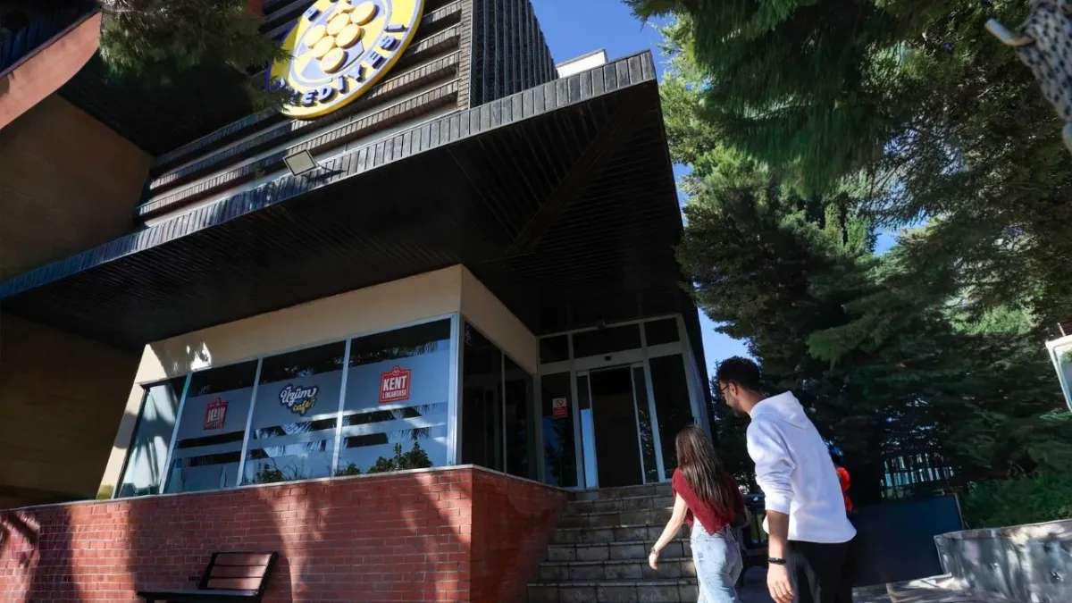 Buca Belediyesi’nden öğrencilere çamaşırhane, spor ve kütüphane desteği haberinin görseli