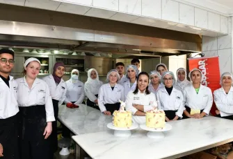 Çiğli’de pastacılıkta yeni fırsat: Kadın ve gençlere istihdam garantili kurs