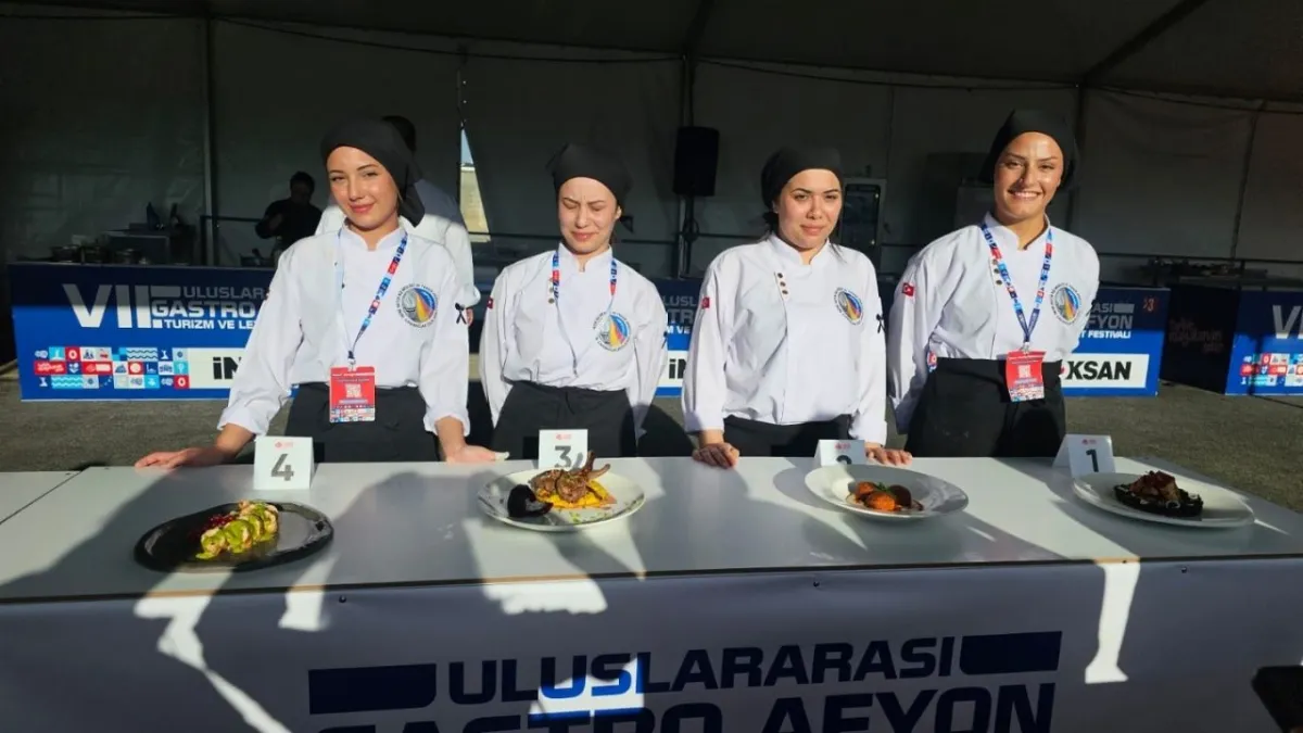 İzmir’den altın, Bergama’dan şampiyon! Genç yetenekler Türkiye’yi gururlandırdı haberinin görseli
