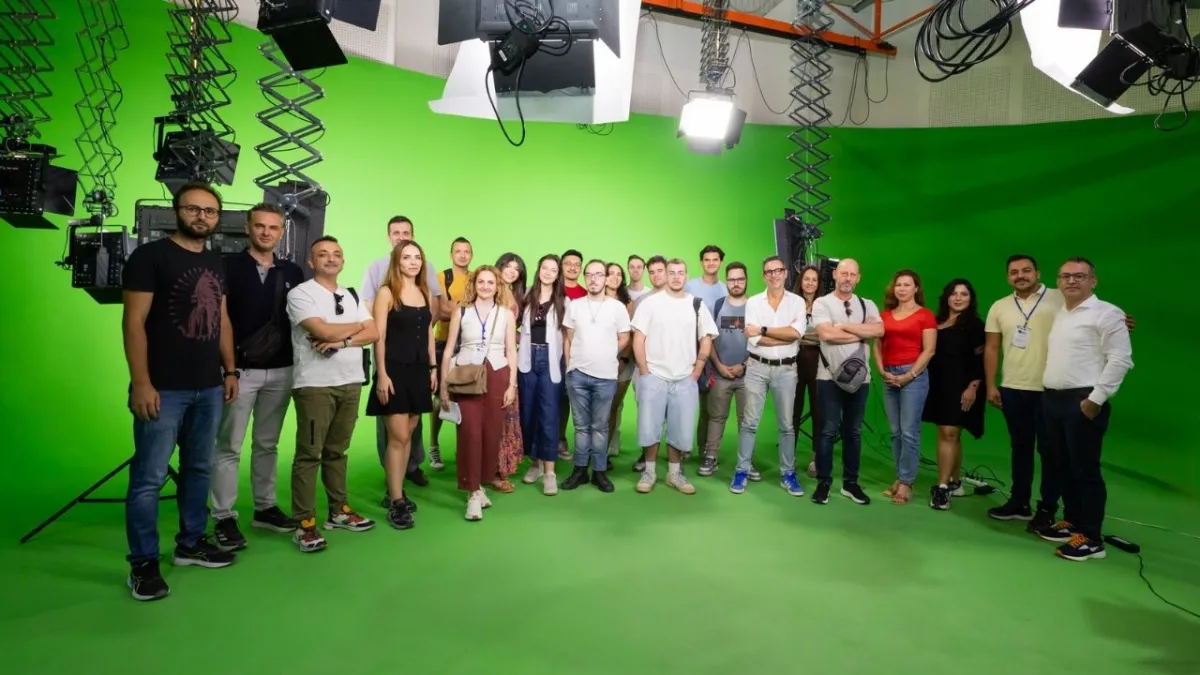 Metaverse sınıflarıyla eğitimde yeni çağ: EDU-VERSE projesi Türkiye’den dünyaya açılıyor haberinin görseli