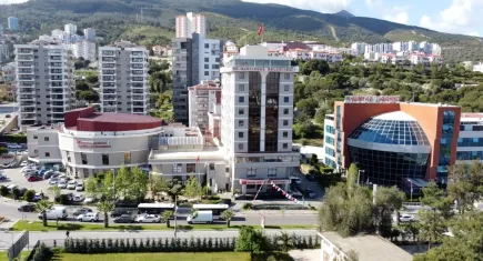 Narlıdere Belediyesi’nden öğrencilere çanta ve kırtasiye desteği: Eğitimde fırsat eşitliği için önemli adım