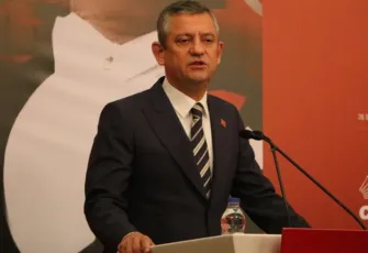 CHP Genel Başkanı Özgür Özel: “Anketlerde birinciyiz, ama asıl gücümüz sokakta”