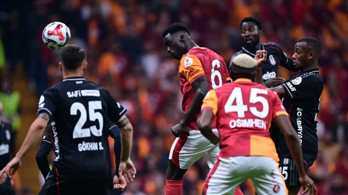 Rams Park’ta kazanan çıkmadı: Galatasaray 10 kişi kaldığı derbide Beşiktaş ile berabere kaldı haberinin görseli