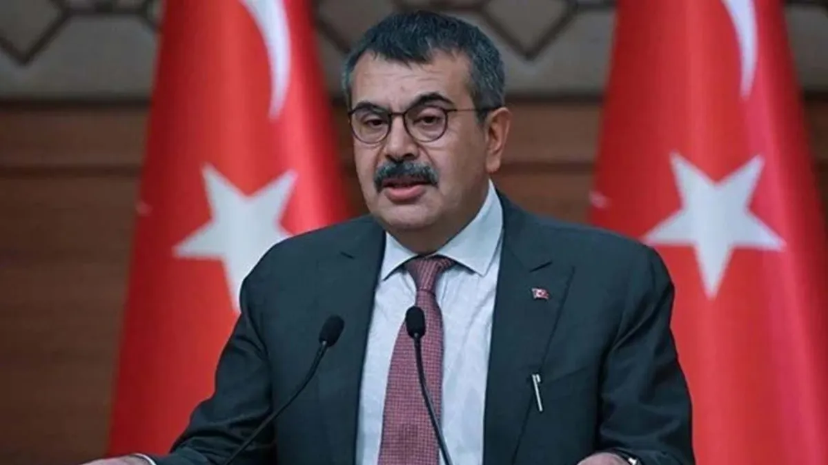 12 yıllık zorunlu eğitim kısalıyor! Bakan Tekin açıkladı: Önümüzdeki yıl buna göre dizayn edilecek haberinin görseli