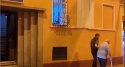 Beyoğlu’nda yakalanan Bastonlu Dede lakaplı uyuşturucu satıcısı tutuklandı