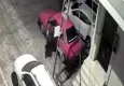 Otomobilden 20 bin liralık ses sistemini çaldı