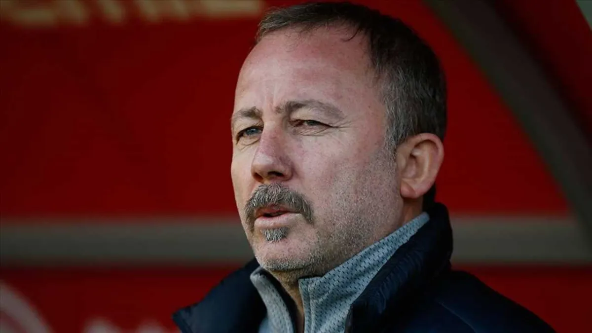 Sergen Yalçın: Bu maçı kazanmamız gerekiyordu, 2 puan kaybettik haberinin görseli