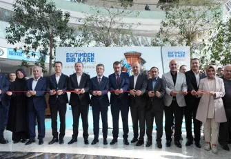 Bakan Tekin: Zorunlu eğitimin kısaltılması için hazırlanan raporu tartışacağız