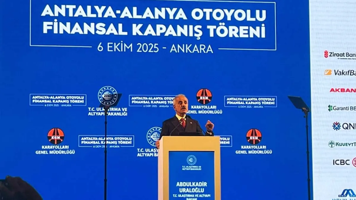 Bakan Uraloğlu: Antalya-Alanya Otoyolu modern mühendisliğin örneklerinden biri olacak haberinin görseli