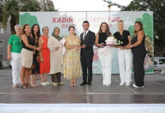 Bayraklı Belediyesi’nden Kadın Emeği Pazarı