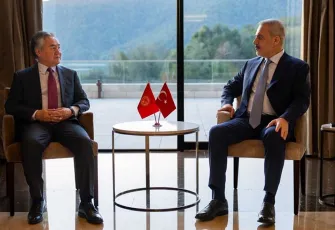 Dışişleri Bakanı Fidan, Kırgız mevkidaşı Kulubayev ile Azerbaycan'da görüştü